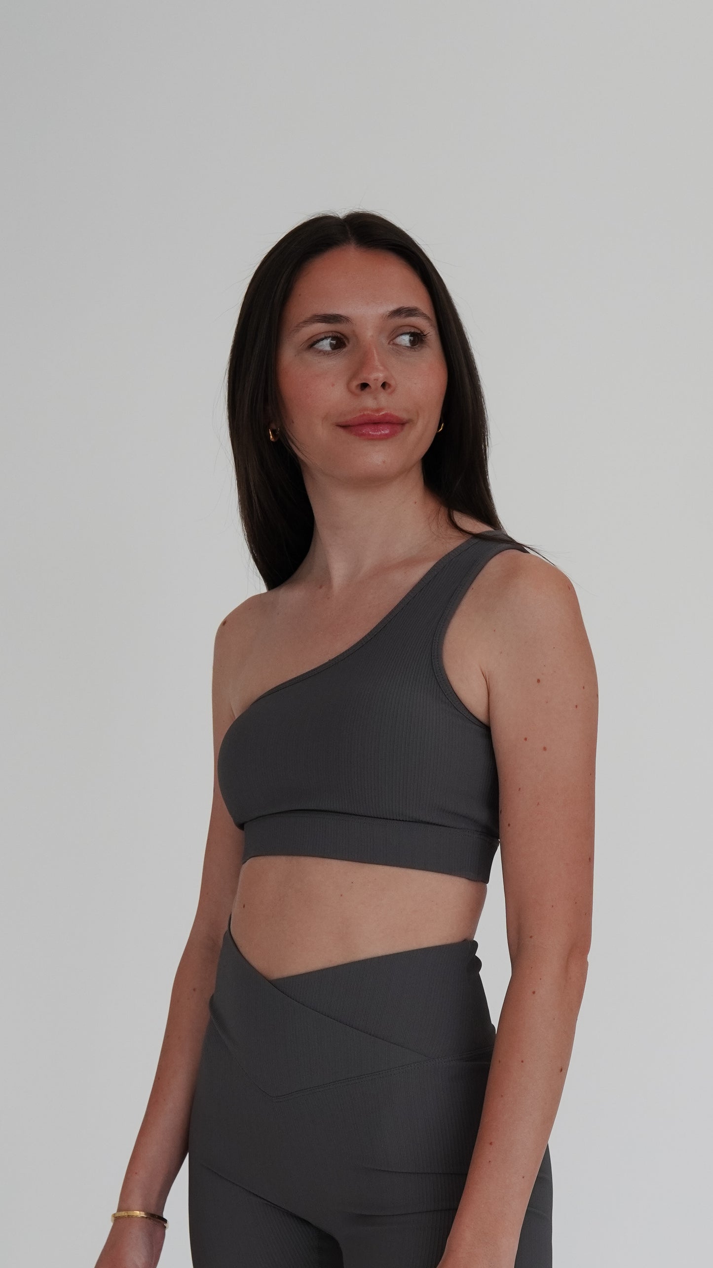 RISE ONE SHOULDER CROP - SLATE